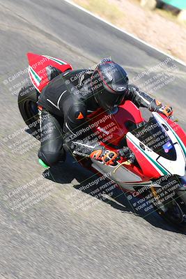 media/Oct-15-2022-TrackXperience (Sat) [[8f70b8b0be]]/Group 2/session 2 turn 3 and 4/